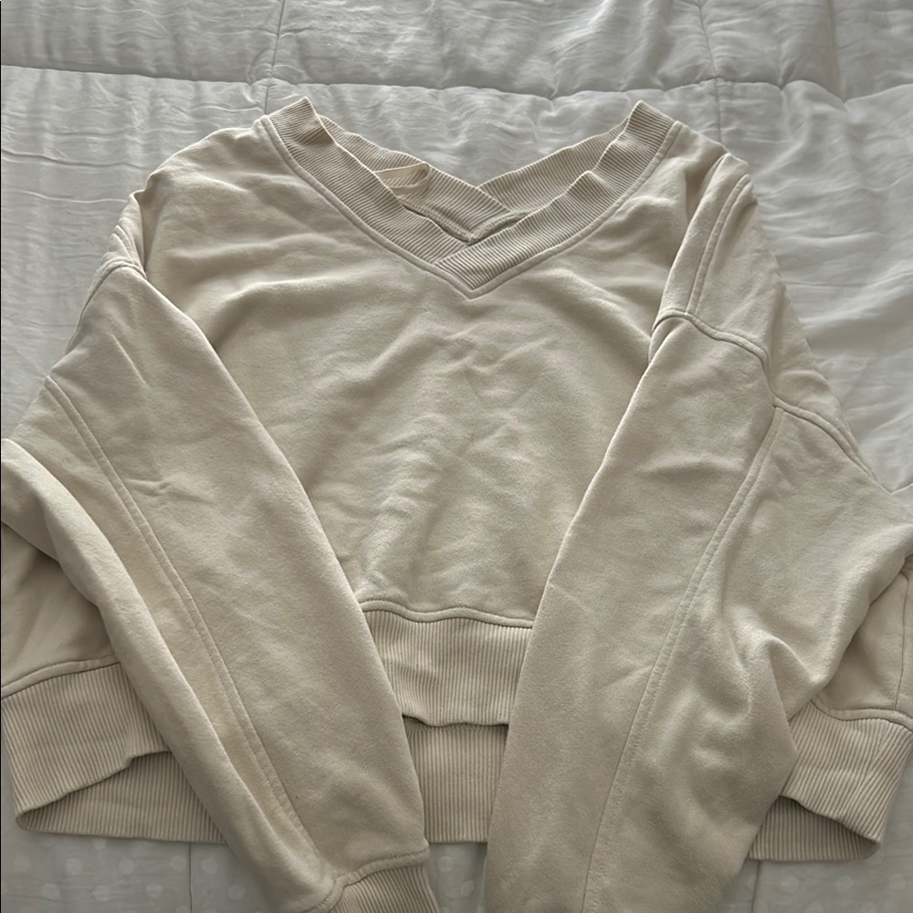 Aerie Cream V-Neck Sweater Soft Knit Timeless Design